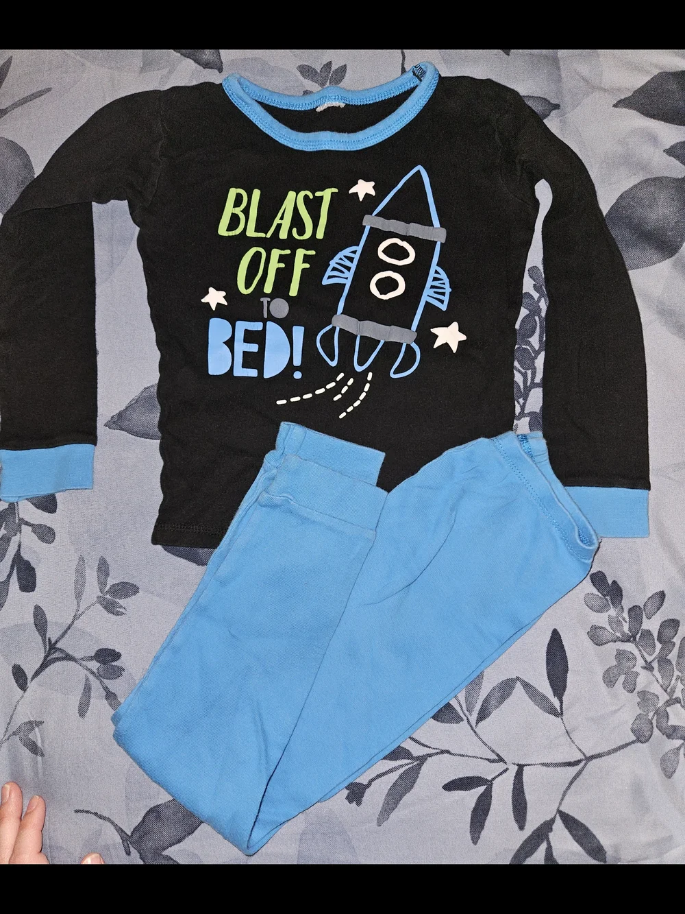 Gerber Black & Blue Rocket 'Blast Off to Bed' Pajama Set Size 5T
